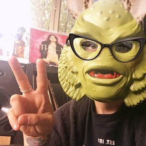 Meet your Posher, Beatrice